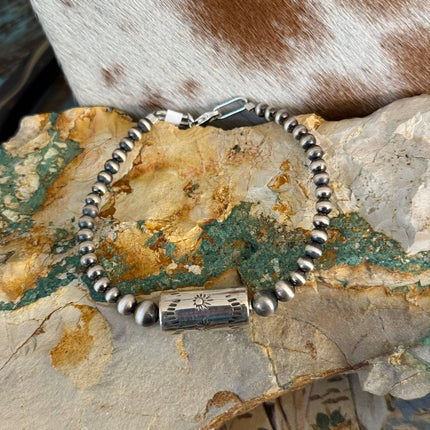 Barrel Bead Sterling Pearl Bracelet: Clasp