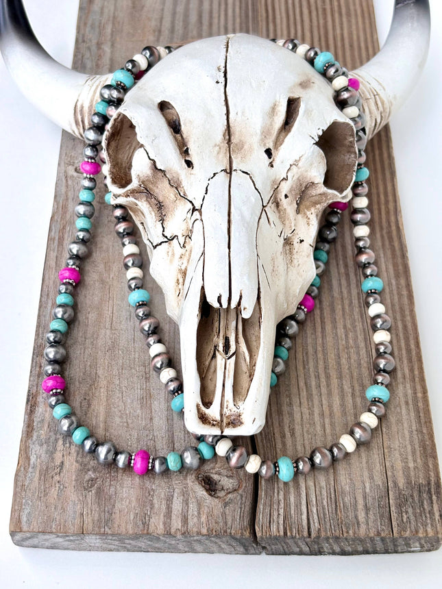 18" Western Style Turquoise Stone & Navajo Pearl Beads Necklace: Silver