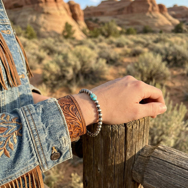 Number 8 Turquoise Pearl Bracelet