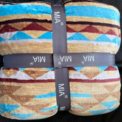 Mia Queen Size Blanket: Turquoise Aztec