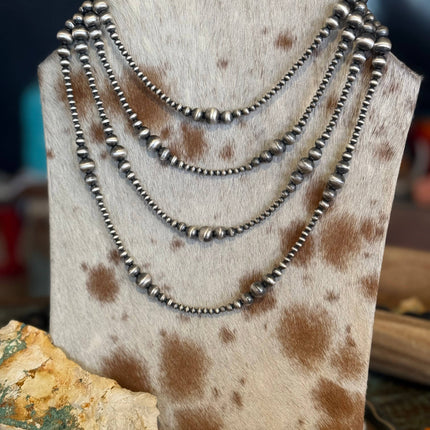 18" Graduated Sterling Pearls Necklace