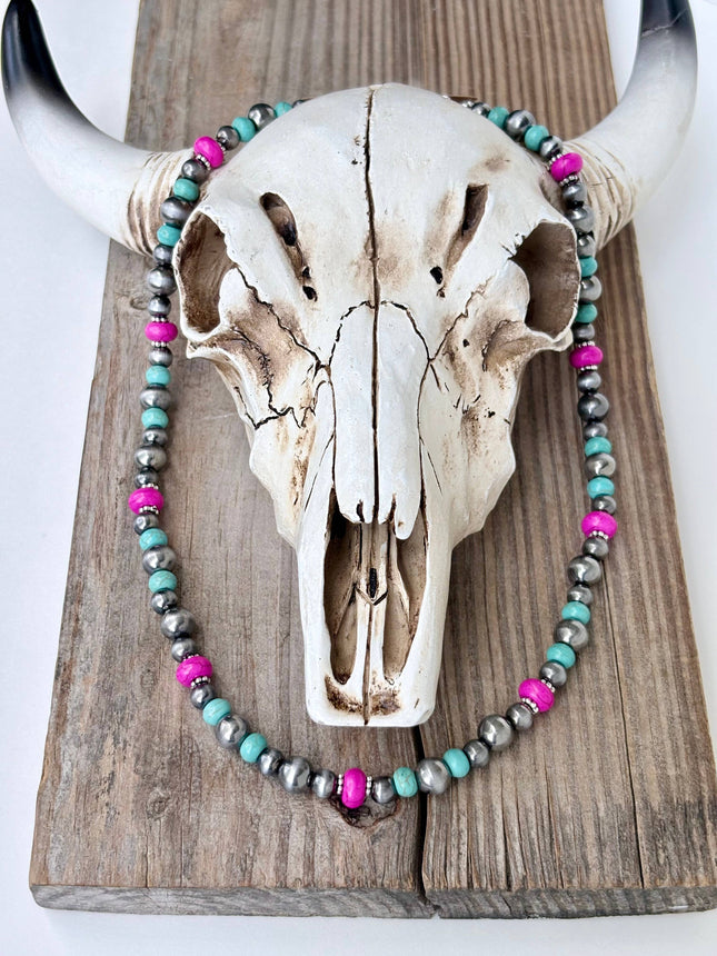18" Western Style Turquoise Stone & Navajo Pearl Beads Necklace: Silver